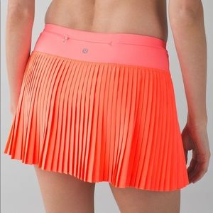 Lululemon tennis skirt size 8!!